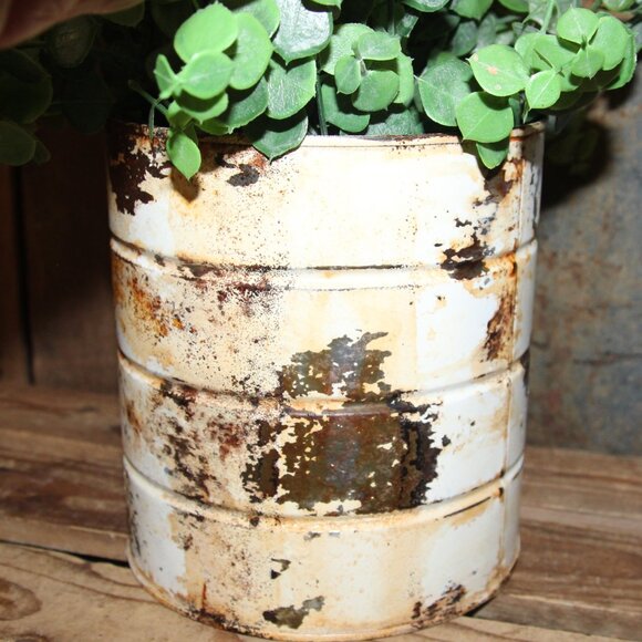 White Rustic Grungy Chippy & Aged Primitive Farmhouse Metal Can Pot w/Eucalyptus - Picture 8 of 9